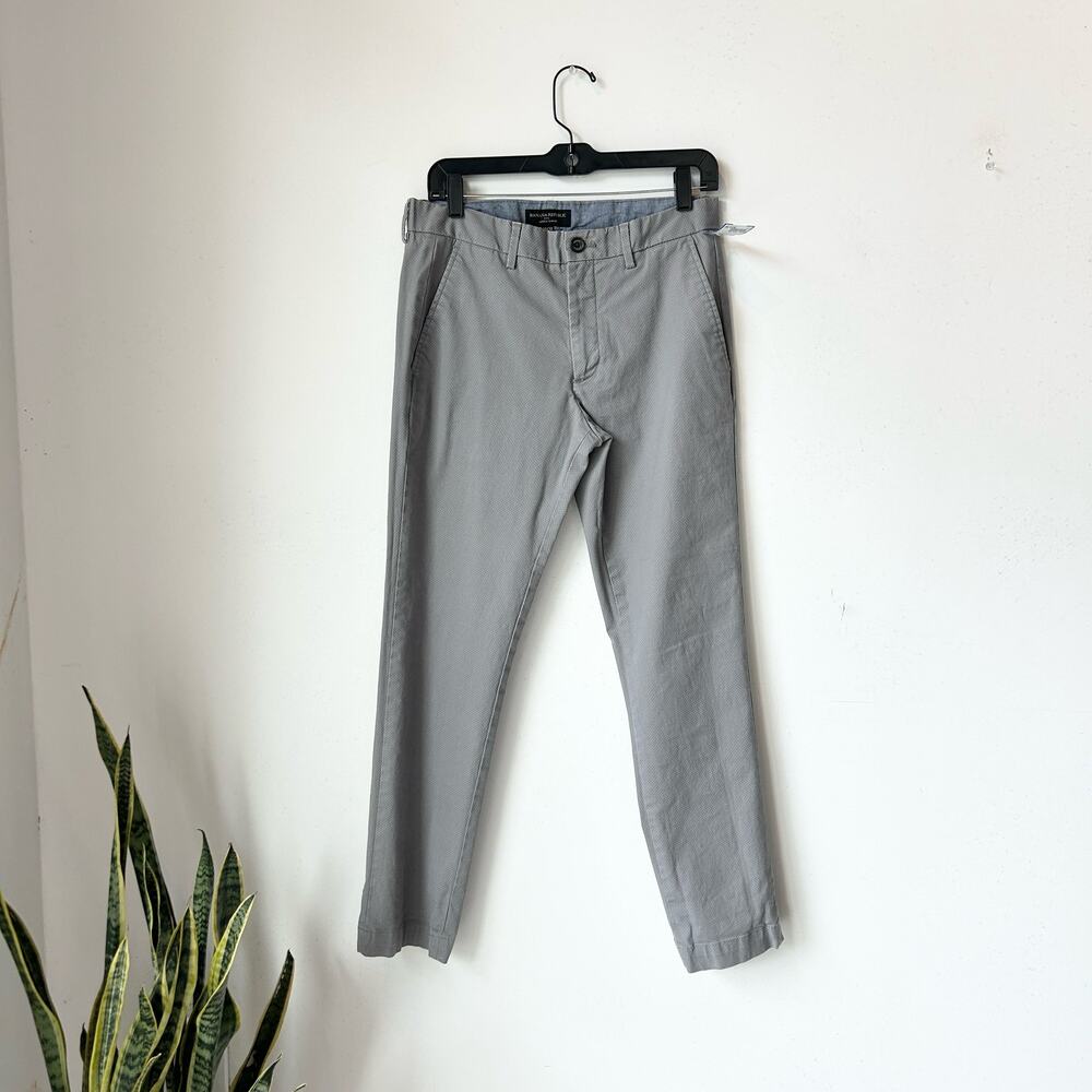 30x30 Banana Republic Gray Aiden Chino Pants